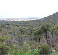 Ben Hall's Cave walking track - Lightning Ridge Tourism