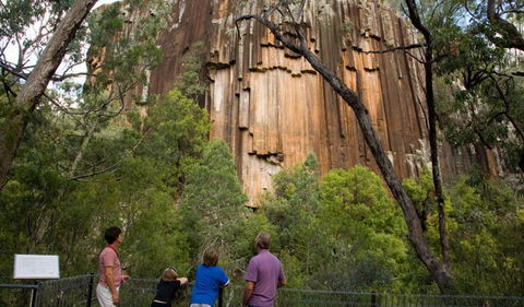 Sawn Rocks Walking Track - Lightning Ridge Tourism 0