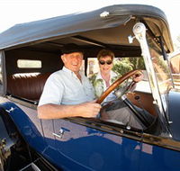 Max's Motor Museum - Lightning Ridge Tourism