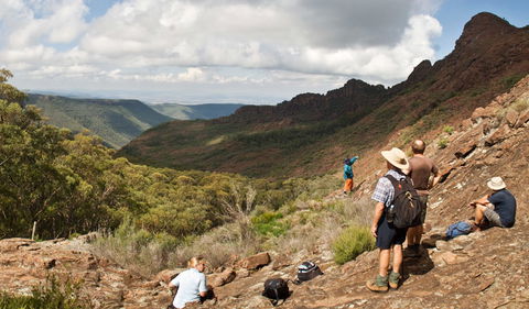 Yulludunida Walking Track - Lightning Ridge Tourism 0