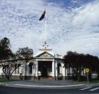 Museum of The Riverina - Historic Council Chambers Site - Lightning Ridge Tourism