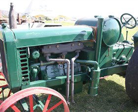 Steam And Vintage Museum - Lightning Ridge Tourism 0