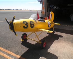 Benalla Aviation Museum - Lightning Ridge Tourism 5