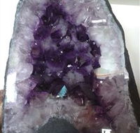 Beechworth Stoneage Gems - Lightning Ridge Tourism