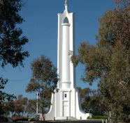 Monument Hill - Lightning Ridge Tourism