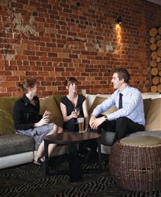 ZedBar - Lightning Ridge Tourism 0