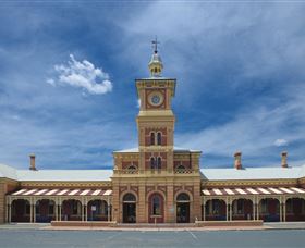 Albury Railway Station - Lightning Ridge Tourism 0