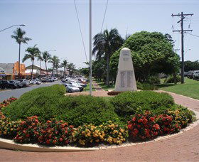 Yeppoon War Memorial - Lightning Ridge Tourism 0