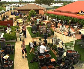 Peards Complex Albury - Lightning Ridge Tourism 1