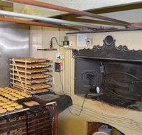 Holbrook Bakery - Lightning Ridge Tourism