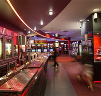 Ainslie Football and Social Club - Lightning Ridge Tourism