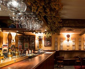 Wig And Pen Tavern And Brewery - Lightning Ridge Tourism 0