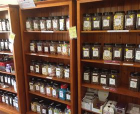 Taylors Sweets And Treats - Lightning Ridge Tourism 3