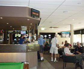 Queanbeyan Golf Club - Lightning Ridge Tourism 1