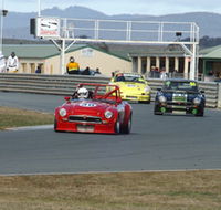 Wakefield Park Motor Racing Circuit - Lightning Ridge Tourism