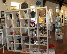 Gallery On Track - Lightning Ridge Tourism 1