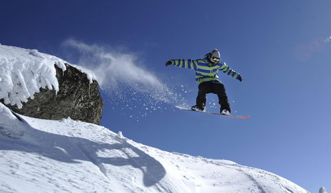 Thredbo Alpine Village - Lightning Ridge Tourism 0