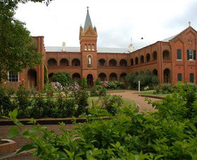 Sacred Spaces At The Sisters Of Mercy Convent - Lightning Ridge Tourism 1