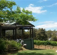 Fairbrossen Estate - Lightning Ridge Tourism