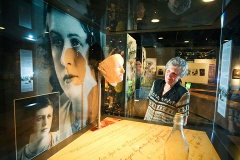 Albury Library Museum - Lightning Ridge Tourism 6