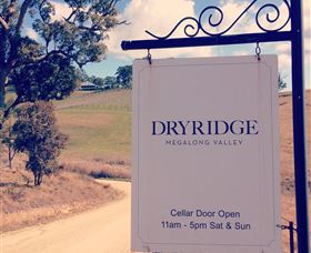 Dryridge Estate - Lightning Ridge Tourism 1