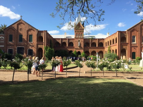 Sacred Spaces At The Sisters Of Mercy Convent - Lightning Ridge Tourism 11