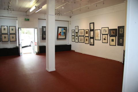 FyreGallery - Lightning Ridge Tourism 4