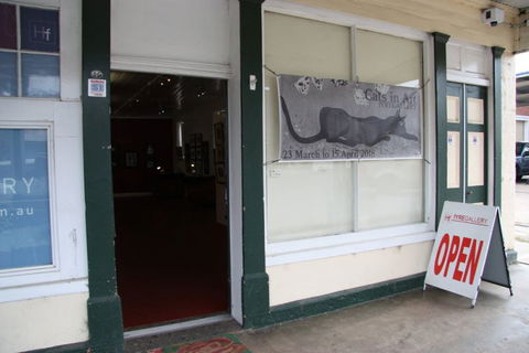 FyreGallery - Lightning Ridge Tourism 6