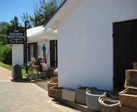 The Brown Shutter - Lightning Ridge Tourism 0