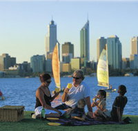 Swan River Foreshore - Lightning Ridge Tourism