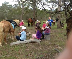 The Saddle Camp - Lightning Ridge Tourism 0