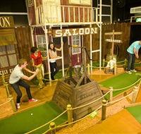 Mega Mini Golf - Lightning Ridge Tourism