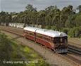 Paterson Rail Motor Museum - Lightning Ridge Tourism 2