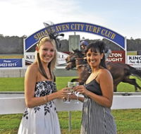 Shoalhaven City Turf Club - Lightning Ridge Tourism
