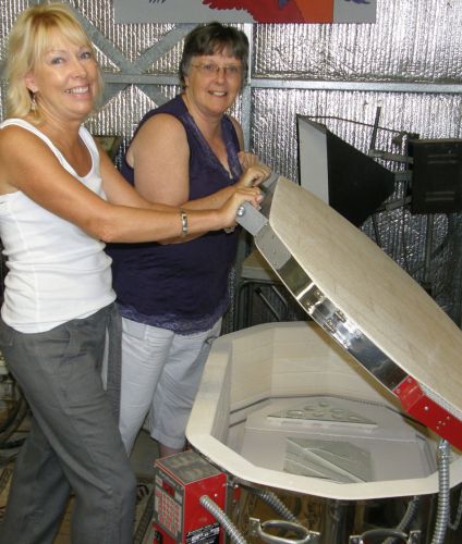 Artisans On The Hill - Lightning Ridge Tourism 3