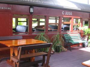 Red Rattlers Gallery - Lightning Ridge Tourism 5