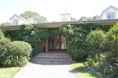 Ivy Hill Gallery - Lightning Ridge Tourism 5