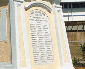 Beenleigh War Memorial - Lightning Ridge Tourism 2