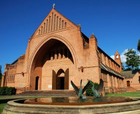 Christ Church Cathedral Grafton - Lightning Ridge Tourism 0