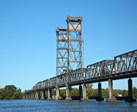 The Clarence River - Lightning Ridge Tourism 1