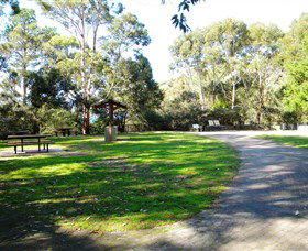 Greenfield Beach - Lightning Ridge Tourism 1