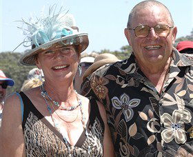 Moruya Racecourse - Lightning Ridge Tourism 3