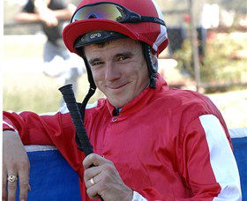 Moruya Racecourse - Lightning Ridge Tourism 6