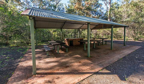 Brimbin Picnic Area - Lightning Ridge Tourism 0