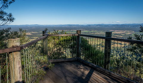 Newbys Lookout - Lightning Ridge Tourism 0