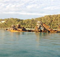 Tangalooma Wrecks Dive Site - Lightning Ridge Tourism