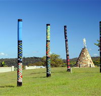 Maclean Tartan Power Poles - Lightning Ridge Tourism