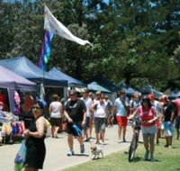 Burleigh Art and Craft Markets - Lightning Ridge Tourism