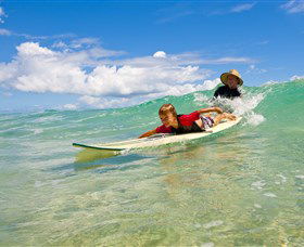 Cylinder Beach, North Stradbroke Island - Lightning Ridge Tourism 0