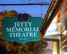 Jetty Memorial Theatre - Lightning Ridge Tourism 0